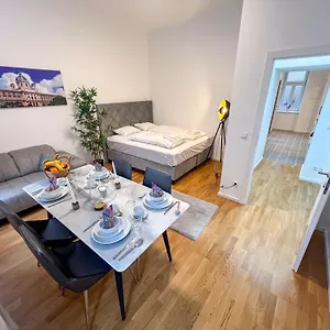 Art Living Vienna