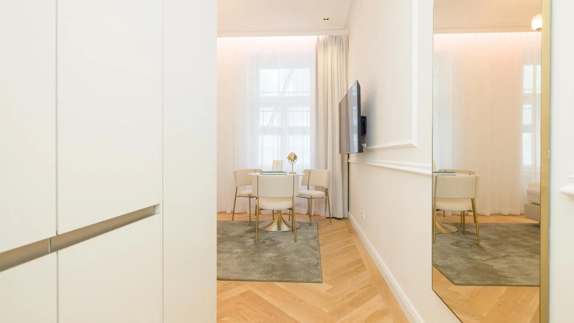 Rafael Kaiser - Signature Apartments City Centre Vienna