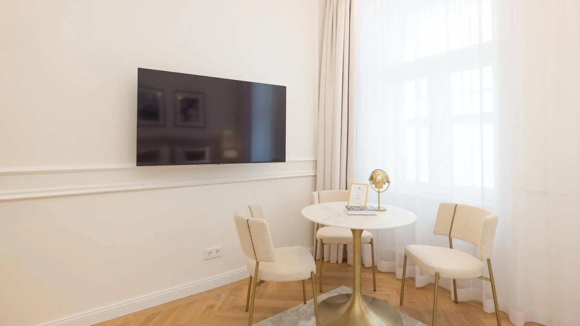 Rafael Kaiser - Signature Apartments City Centre Vienna